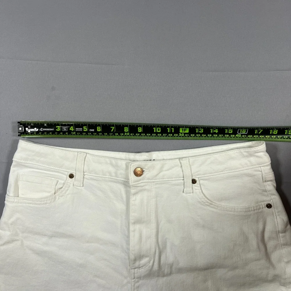 Sonoma Goods For Life Cuffed Shorts Womens 18 Off White Cotton Stretch Casual